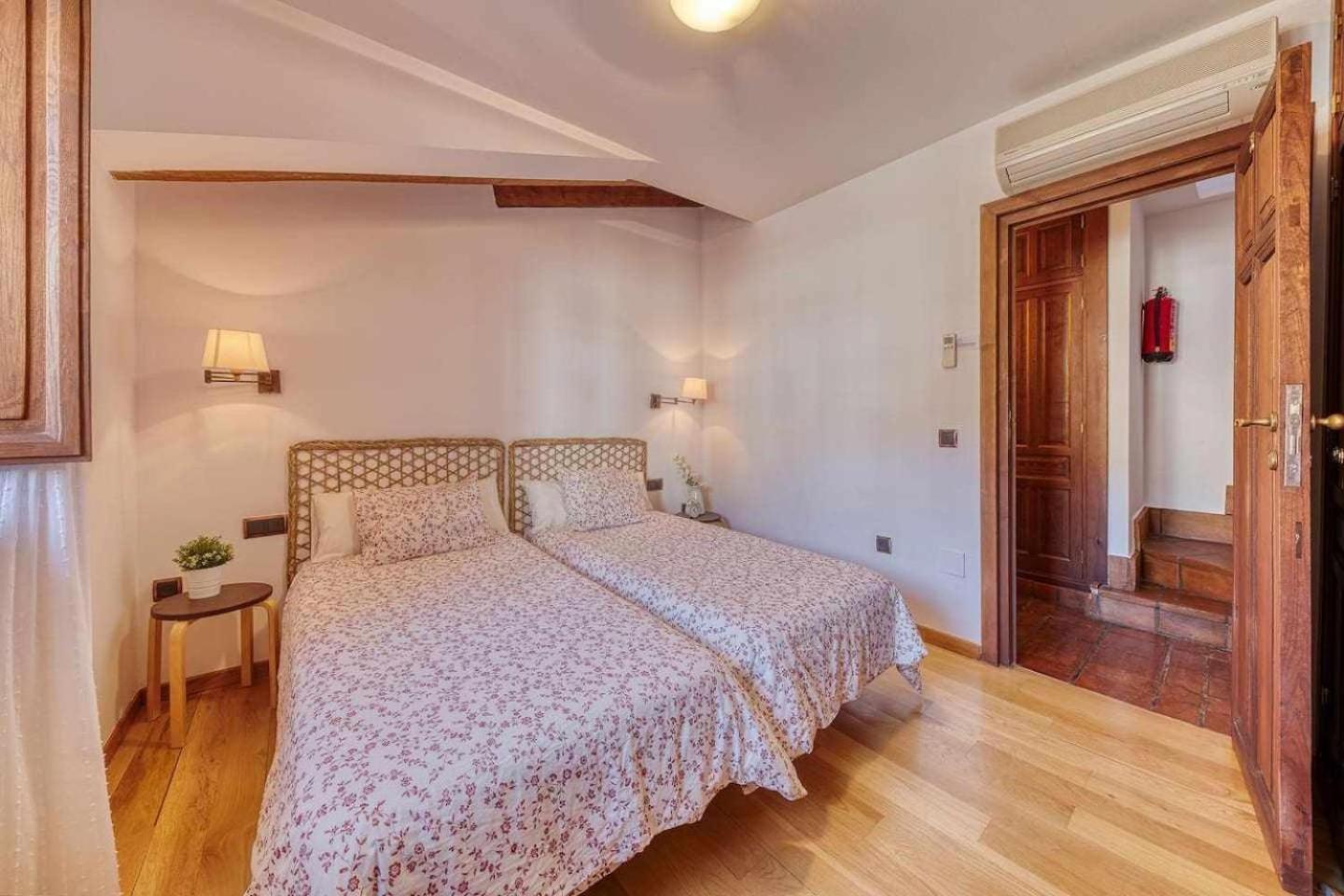 Maison d'hôtes Cuesta Del Reloj à Piedralaves Extérieur photo