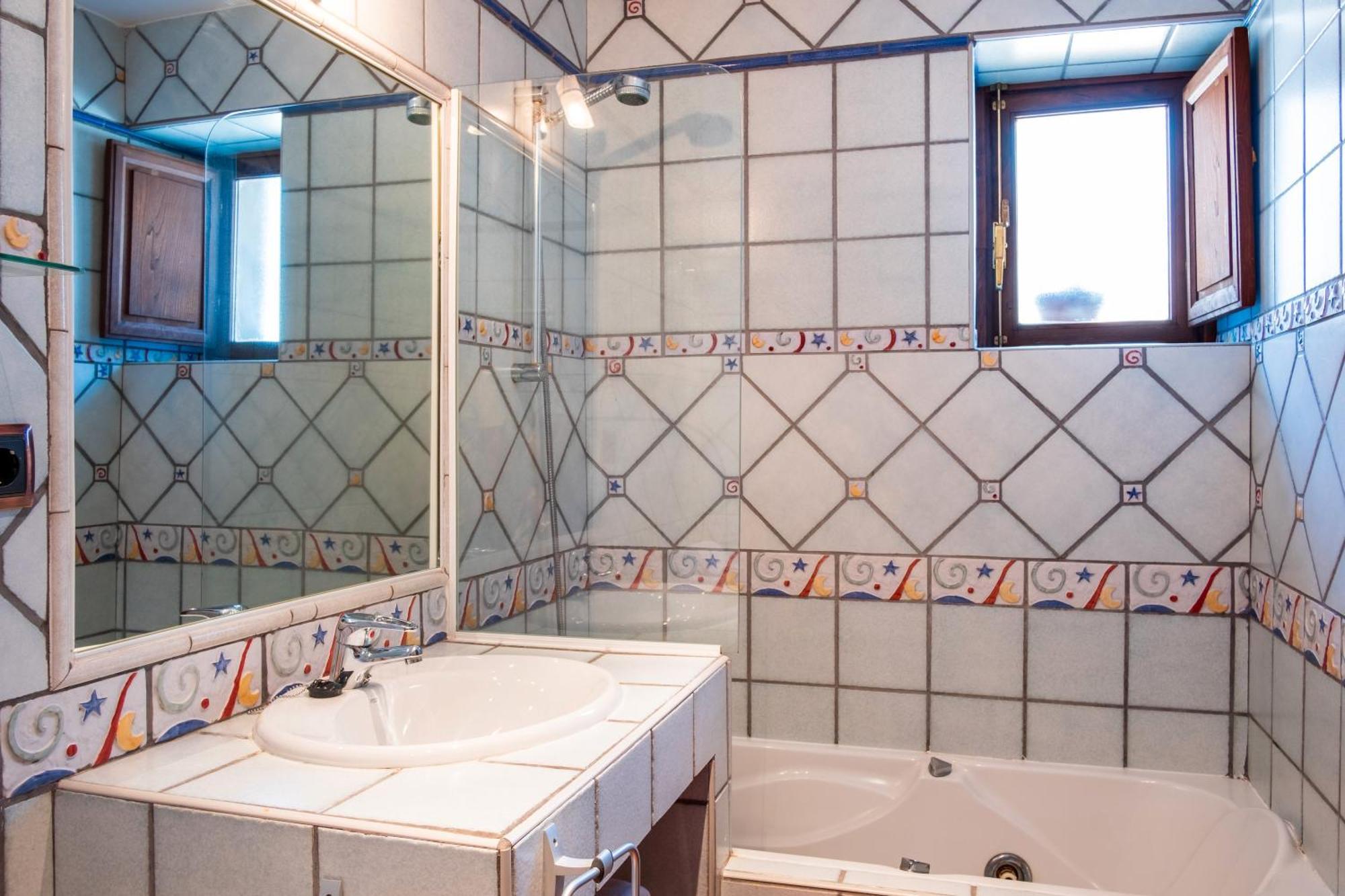 Maison d'hôtes Cuesta Del Reloj à Piedralaves Extérieur photo