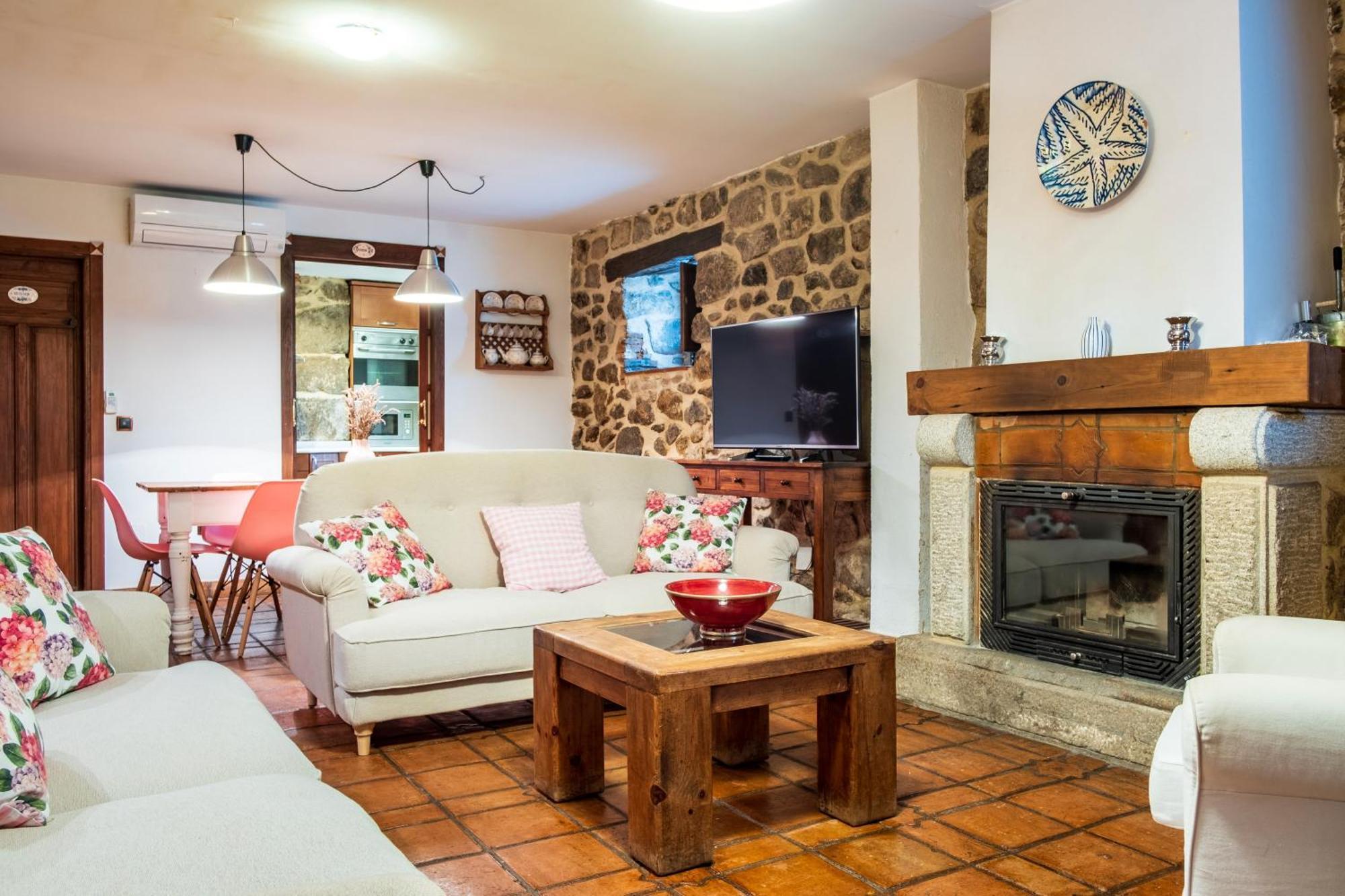 Maison d'hôtes Cuesta Del Reloj à Piedralaves Extérieur photo